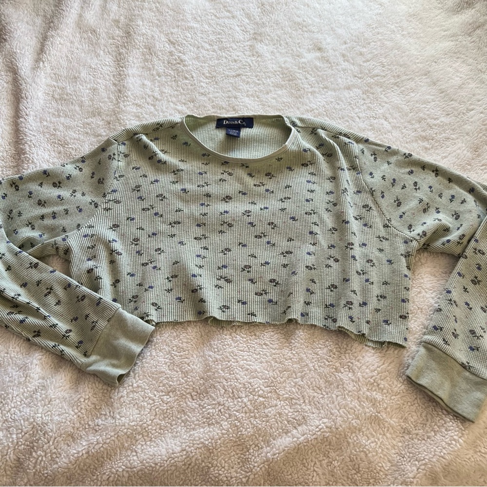 Cropped floral long sleeve